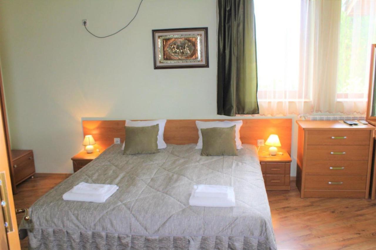 Guest House Brezata - Betula Главатарци Екстериор снимка